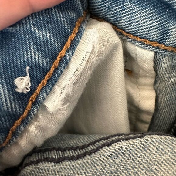 Abercrombie and Fitch High Rise Mom Jean Distressed Size 6 SHORT - Picture 6 of 6